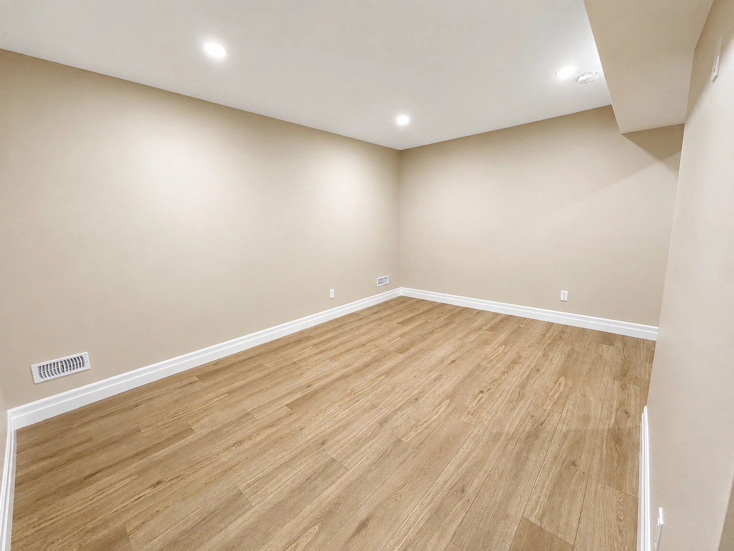 8385 Riverside Dr E project image